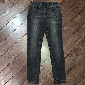 Judy Blue Black Skinny Fit Jeans SIZE 7/28